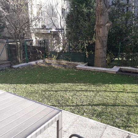 Cosy Flat In The Quiet Area With Own Garden, Free Parking And Direct Public Transport Link To The Centre Daire Viyana Dış mekan fotoğraf