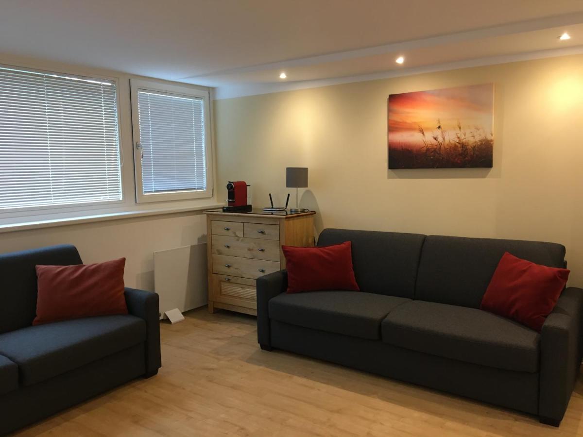 Cosy Flat In The Quiet Area With Own Garden, Free Parking And Direct Public Transport Link To The Centre Daire Viyana Dış mekan fotoğraf